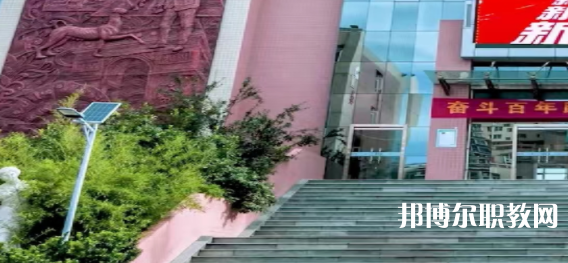 石家莊美術(shù)職業(yè)學校地址，乘車路線