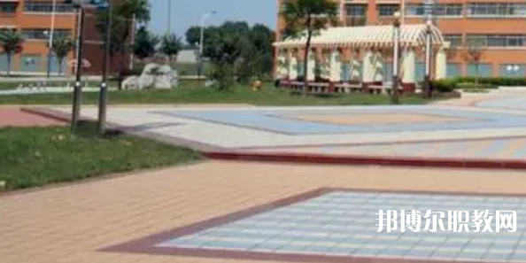 灤州市衛(wèi)生職業(yè)中等專業(yè)學(xué)校地址，乘車路線