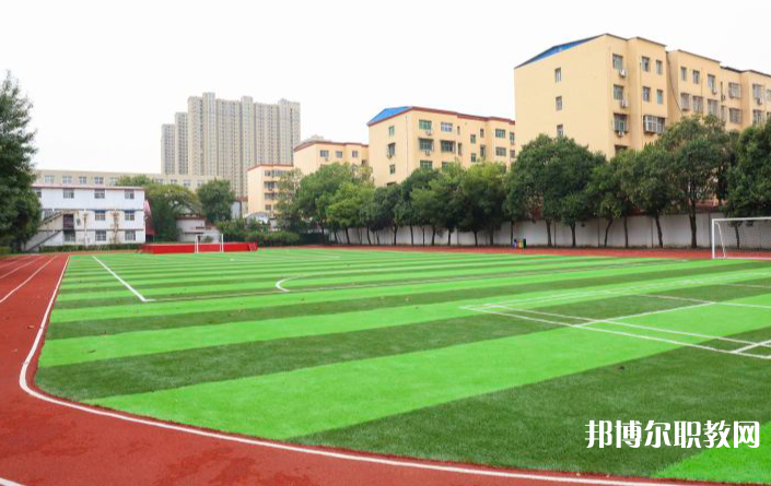 鄭州新華中等專業(yè)學(xué)校怎么樣、好不好
