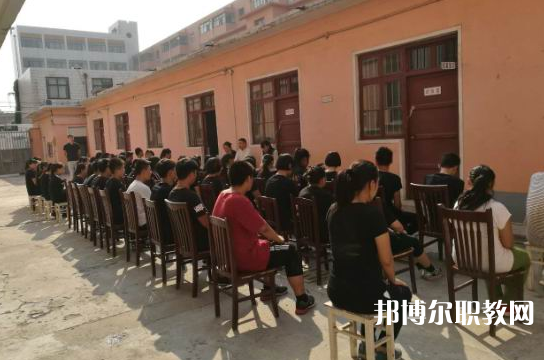 安陽源首科技制藥學(xué)校怎么樣、好不好