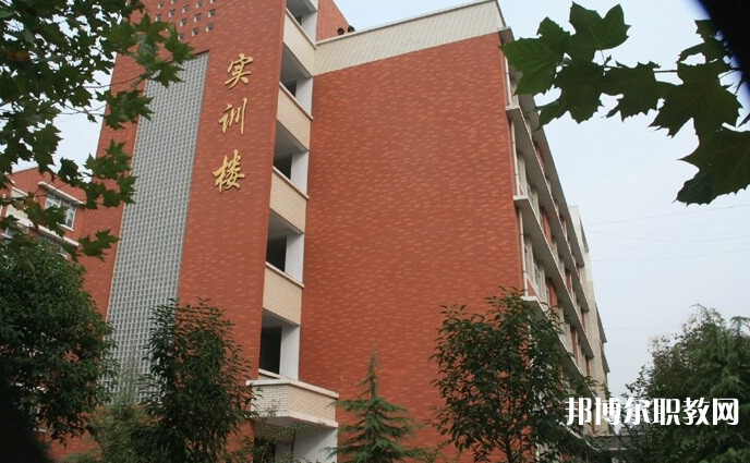 漯河市食品工業(yè)中等專業(yè)學(xué)校怎么樣、好不好