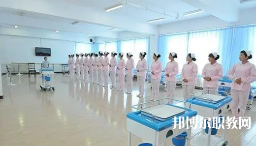四川育英醫(yī)養(yǎng)科技技工學校2024年報名條件、招生要求、招生對象