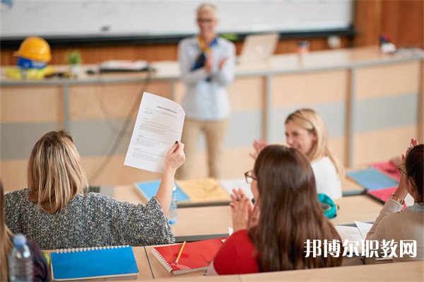信豐中等專業(yè)學校2023年招生錄取分數線(2024參考)