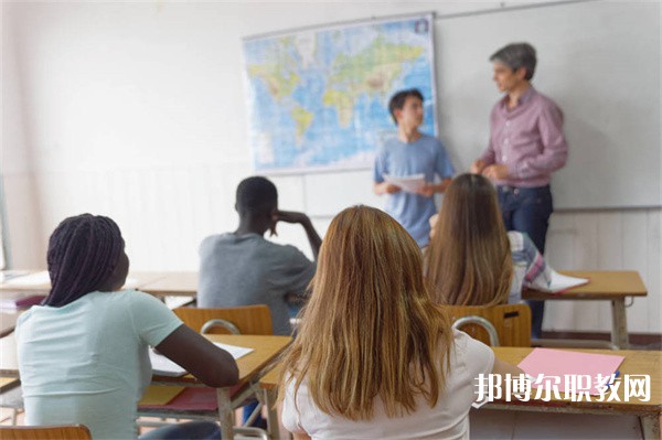 廣東哪里的中職學(xué)校能讀計算機(jī)游戲制作專業(yè)