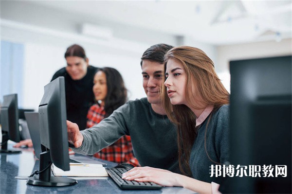 四川哪里的中職學(xué)校能讀客戶信息服務(wù)專(zhuān)業(yè)