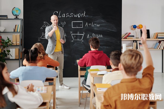 四川哪里的中職學校能讀康復治療技術(shù)專業(yè)