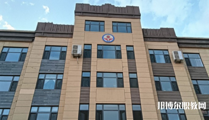 瓦房店市機(jī)械制造中等職業(yè)技術(shù)學(xué)校怎么樣、好不好