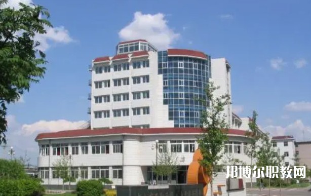 2024鞍山市廣播電視學(xué)校招生計(jì)劃 招生人數(shù)是多少(附要求、條件、對(duì)象)