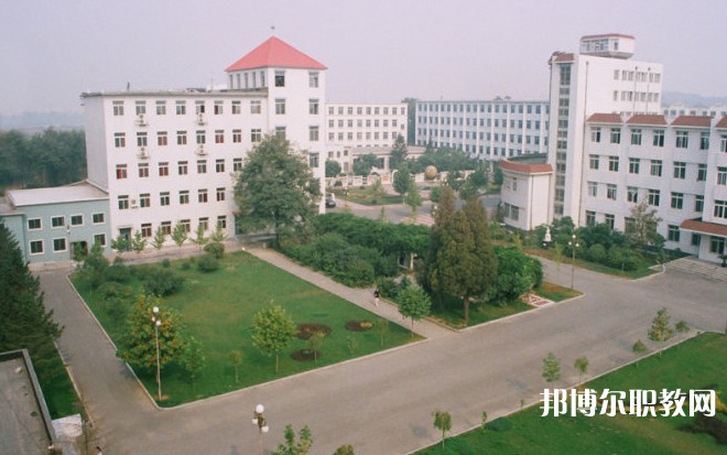 鞍山市廣播電視學(xué)校怎么樣、好不好