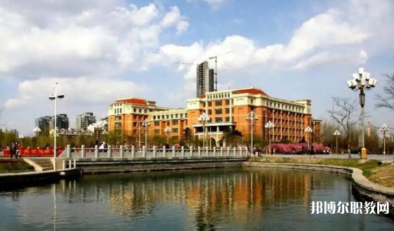 2025渤海大學(xué)附屬中等職業(yè)技術(shù)專業(yè)學(xué)校招生計(jì)劃 招生人數(shù)是多少(附要求、條件、對象)