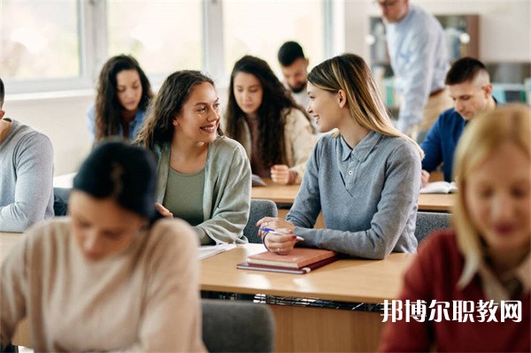 貴州哪里的中職學校能讀國際報關(guān)報檢專業(yè)