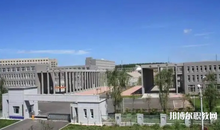 法庫(kù)縣職業(yè)中等專業(yè)學(xué)校怎么樣、好不好