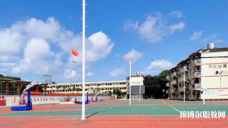 2025廣西電子高級(jí)技工學(xué)校招生計(jì)劃 招生人數(shù)是多少(附要求、條件、對(duì)象)