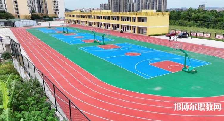 2025廣西輕工技師學院預備技師班招生計劃 招生人數(shù)是多少(附要求、條件、對象)